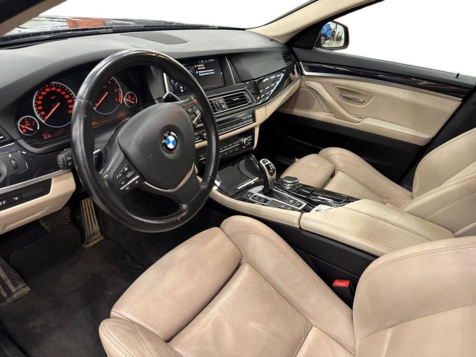 BMW 530 2015
