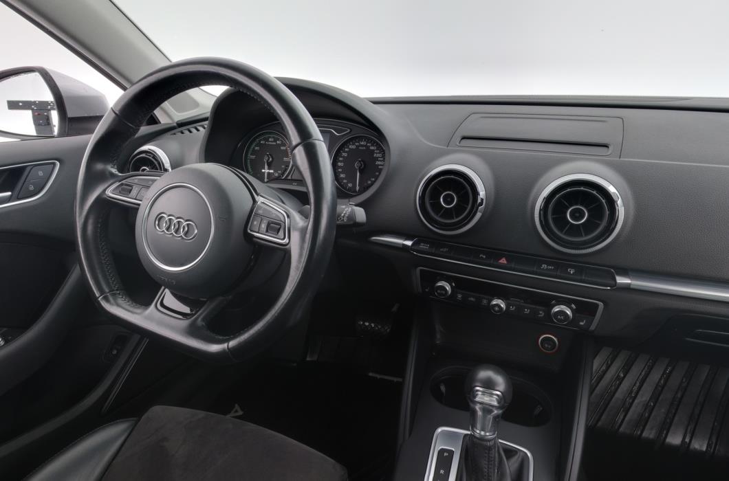 AUDI A3 2016