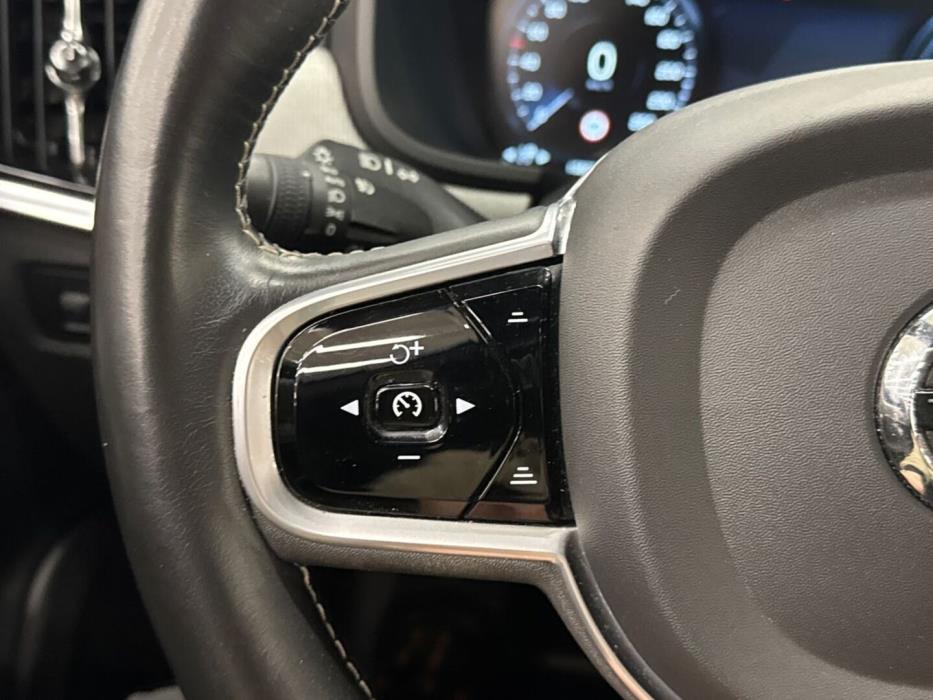VOLVO V90 2019