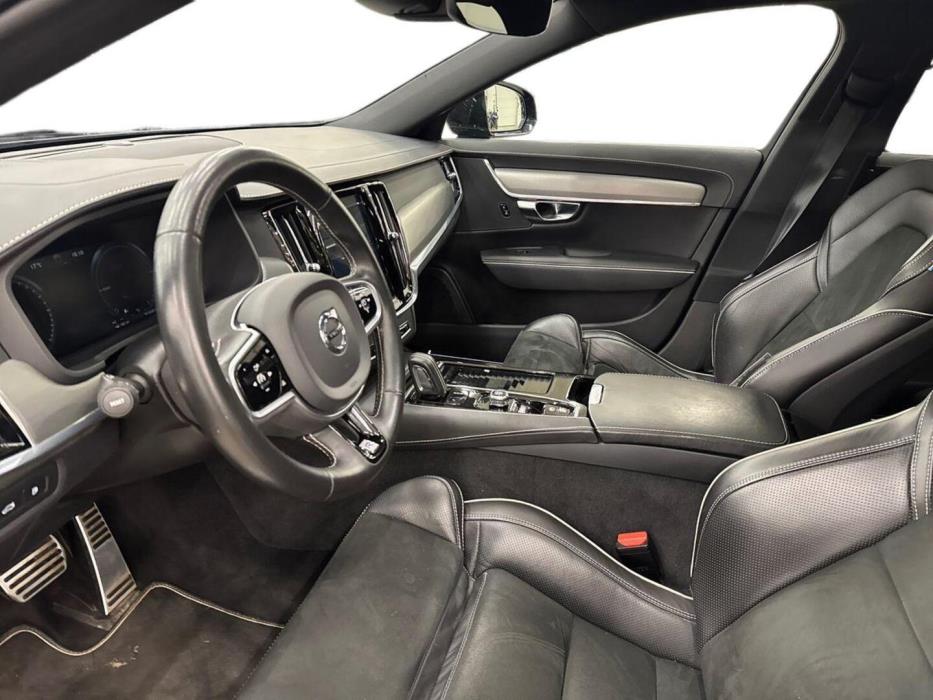 VOLVO V90 2019