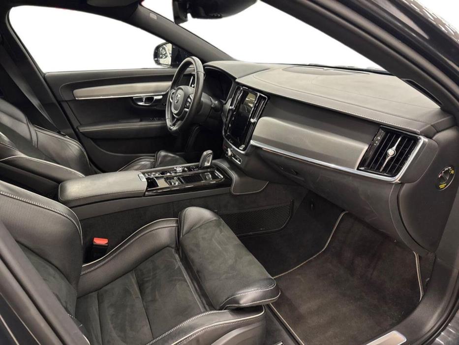 VOLVO V90 2019