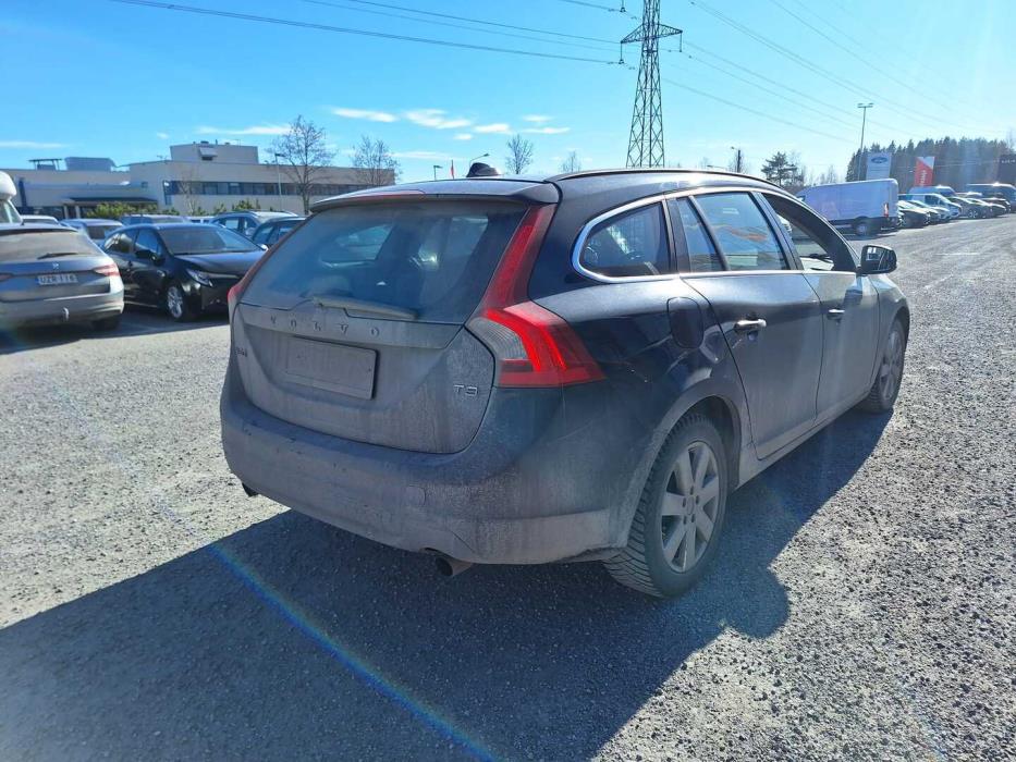 VOLVO V60 2010