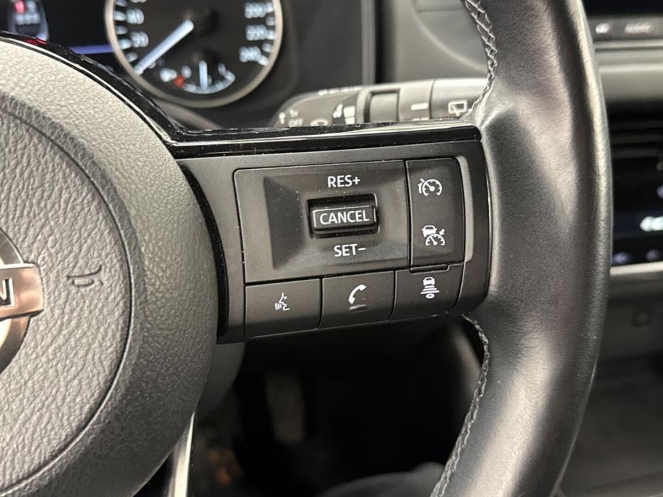 NISSAN Qashqai 2022
