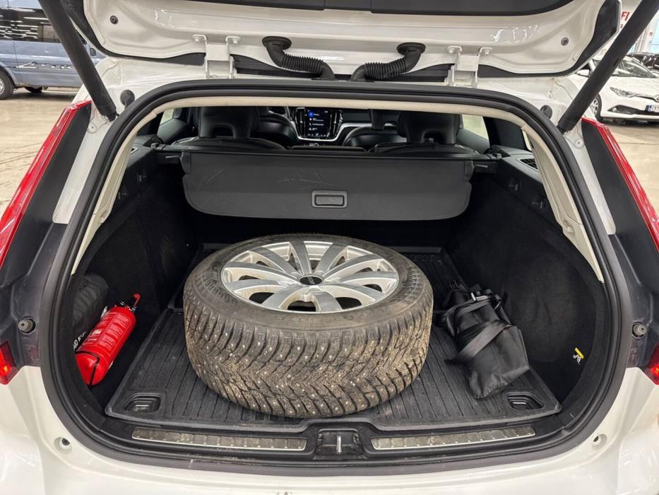 VOLVO V60 2018