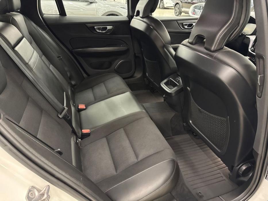 VOLVO V60 2018