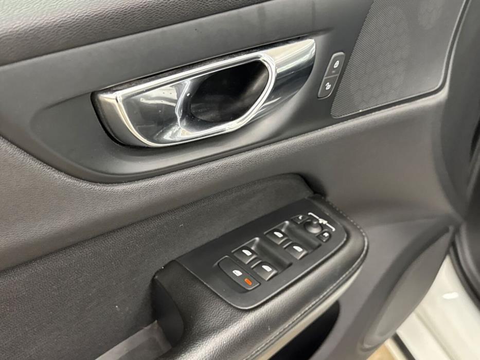 VOLVO V60 2018