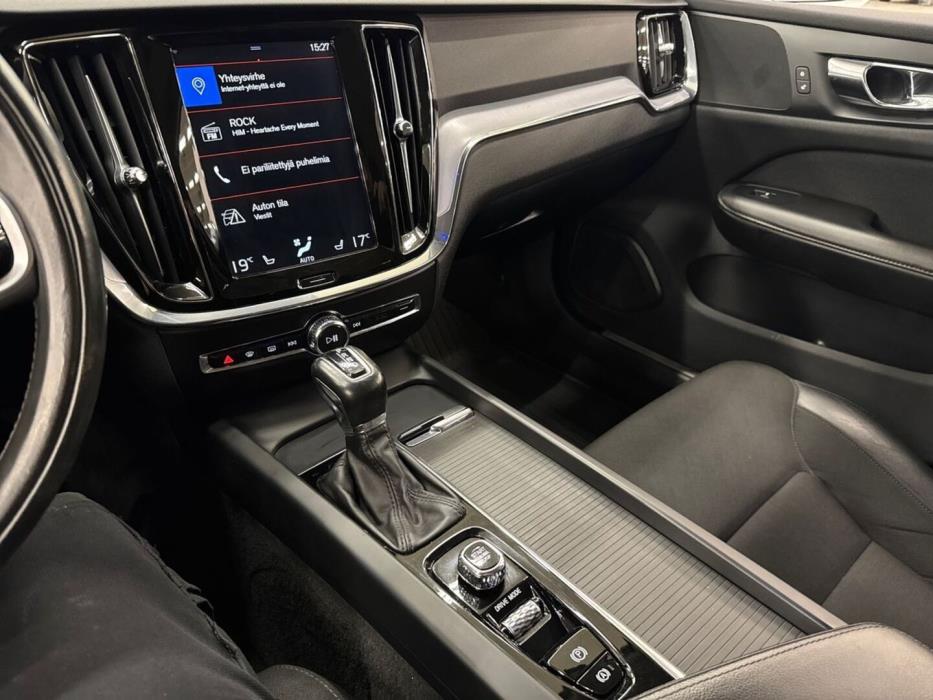 VOLVO V60 2018