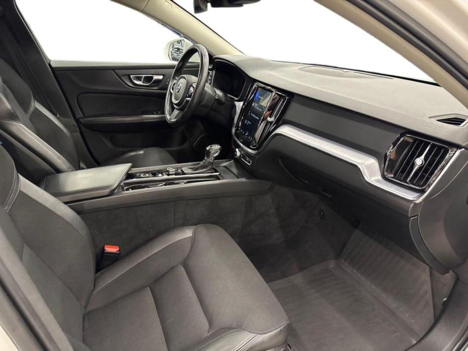 VOLVO V60 2018