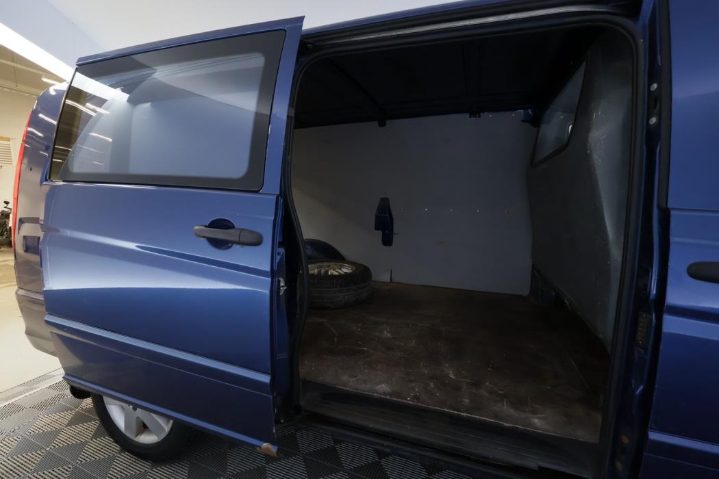 MERCEDES-BENZ Vito 2011