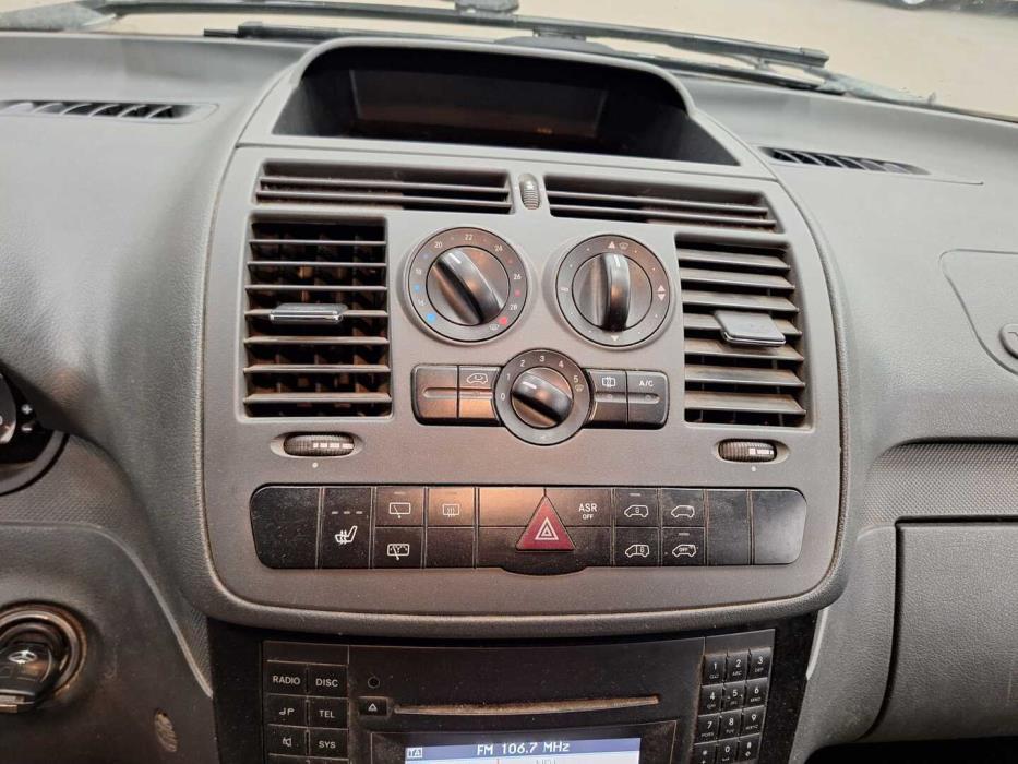 MERCEDES-BENZ Vito 2011