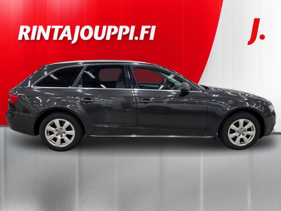 AUDI A4 2010