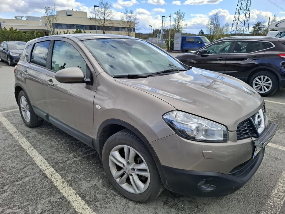 NISSAN Qashqai 2011