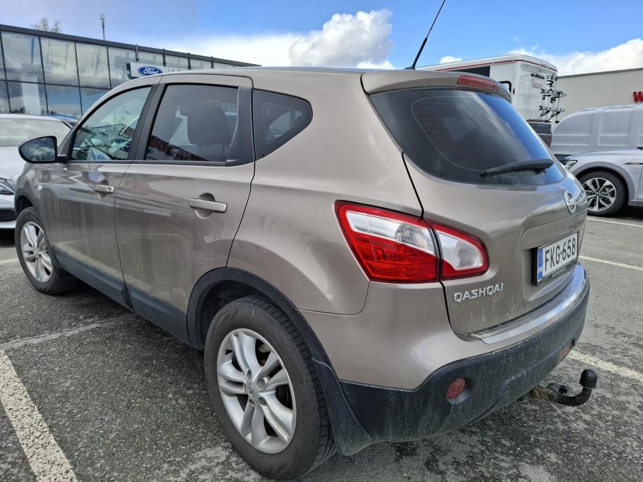 NISSAN Qashqai 2011
