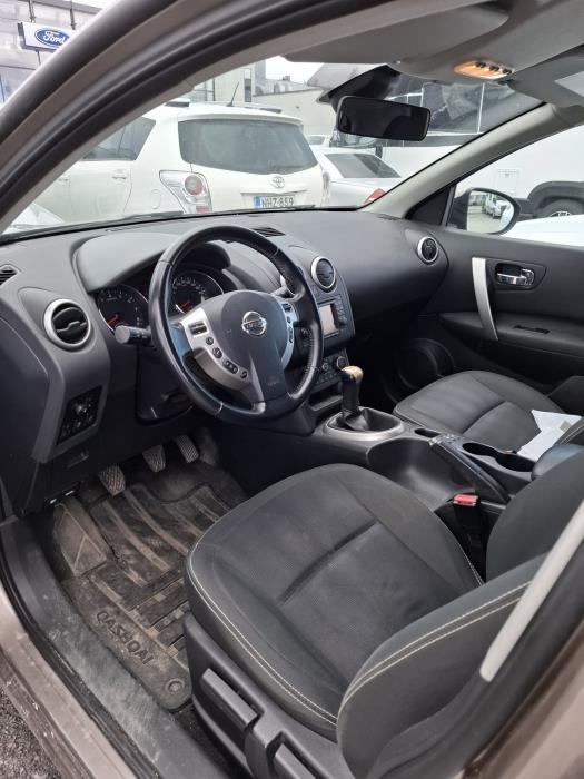 NISSAN Qashqai 2011