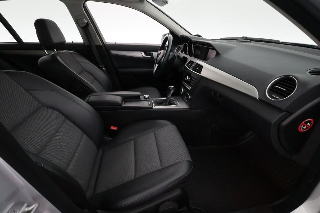 MERCEDES-BENZ C 2012