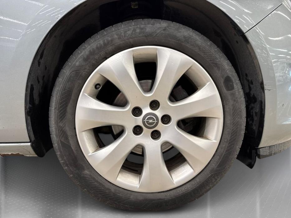 OPEL Astra 2013