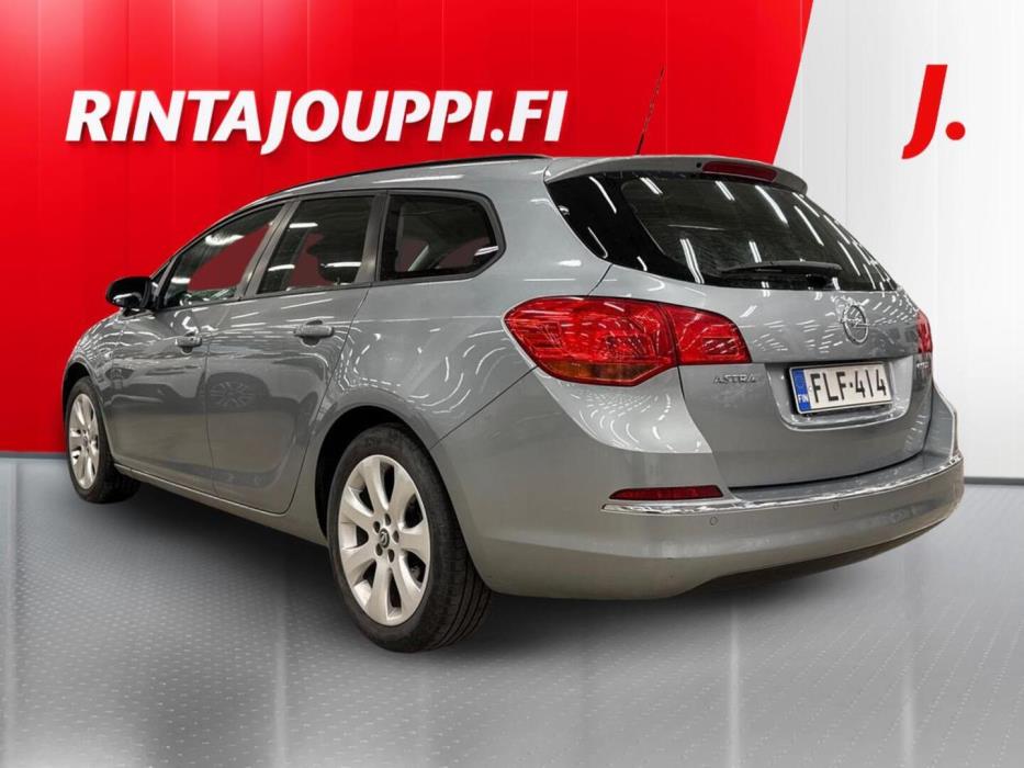 OPEL Astra 2013