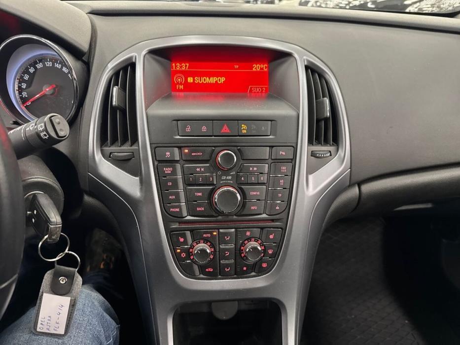 OPEL Astra 2013