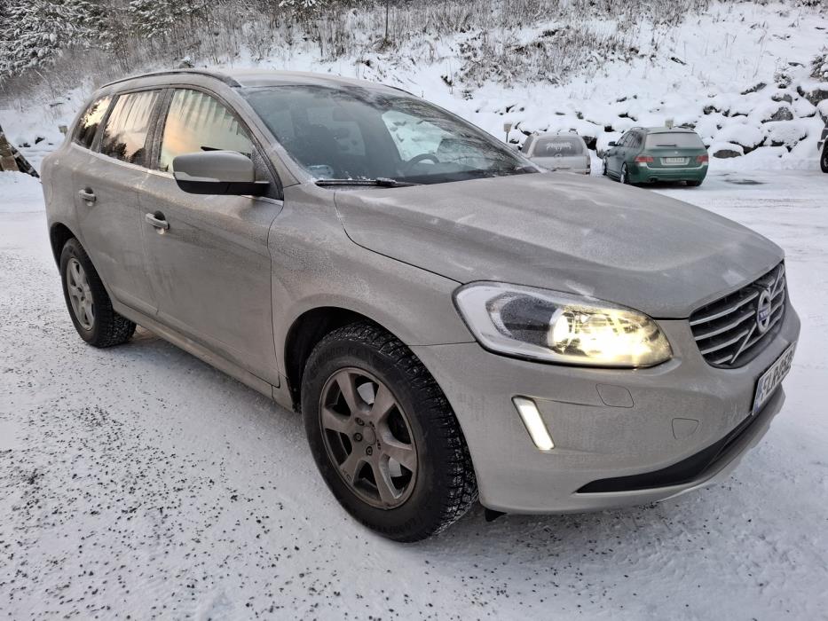 VOLVO XC60 2015