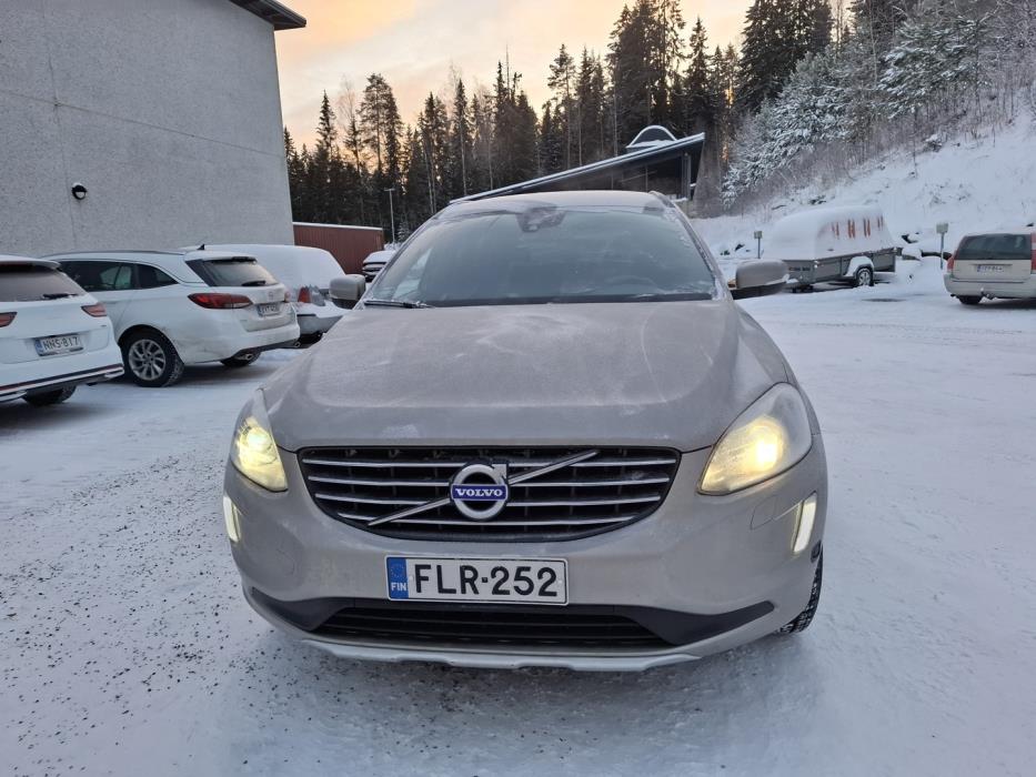 VOLVO XC60 2015