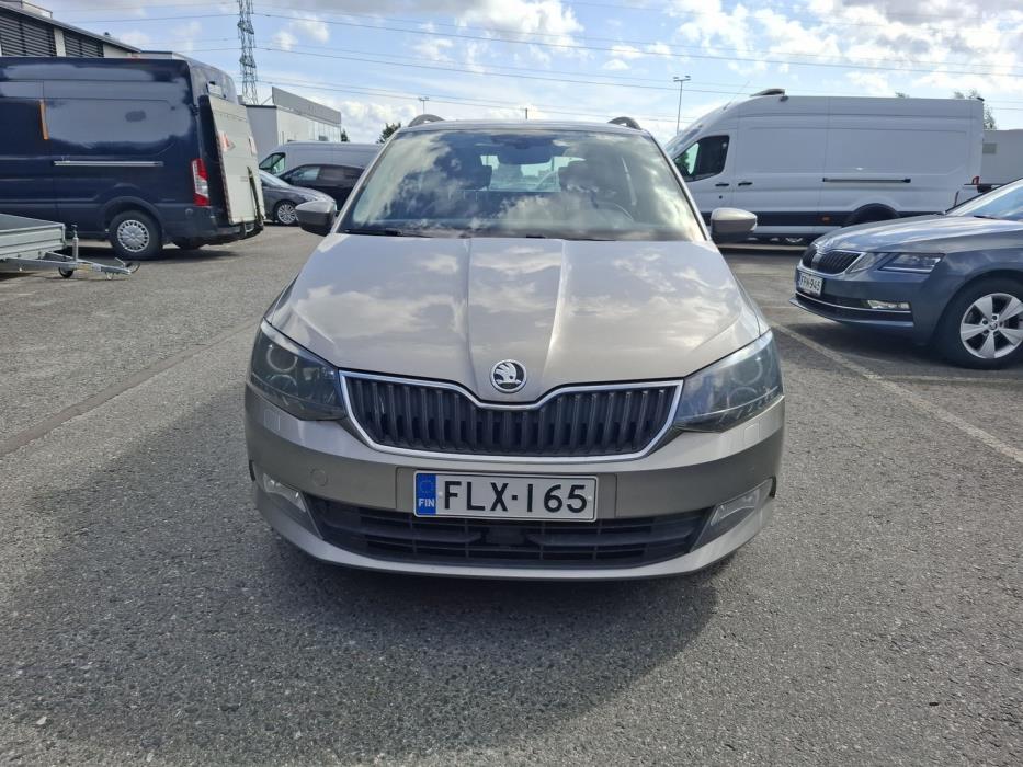 SKODA Fabia 2015