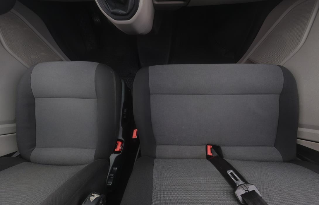 VOLKSWAGEN Transporter 2015