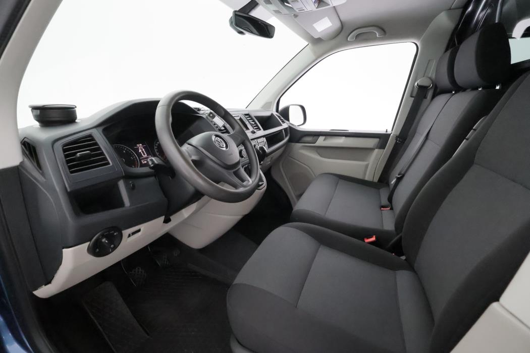 VOLKSWAGEN Transporter 2015