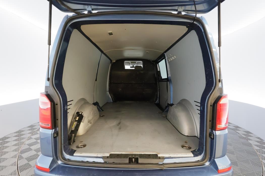 VOLKSWAGEN Transporter 2015