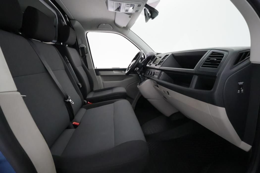 VOLKSWAGEN Transporter 2015