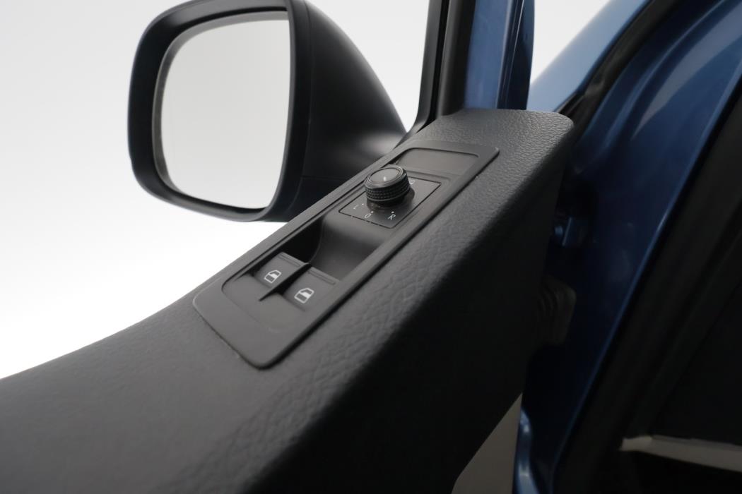 VOLKSWAGEN Transporter 2015