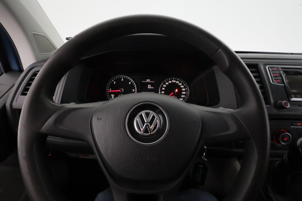 VOLKSWAGEN Transporter 2015