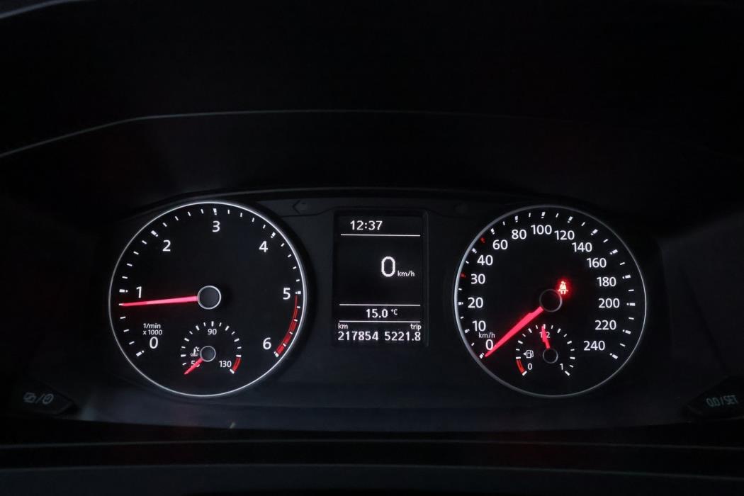 VOLKSWAGEN Transporter 2015