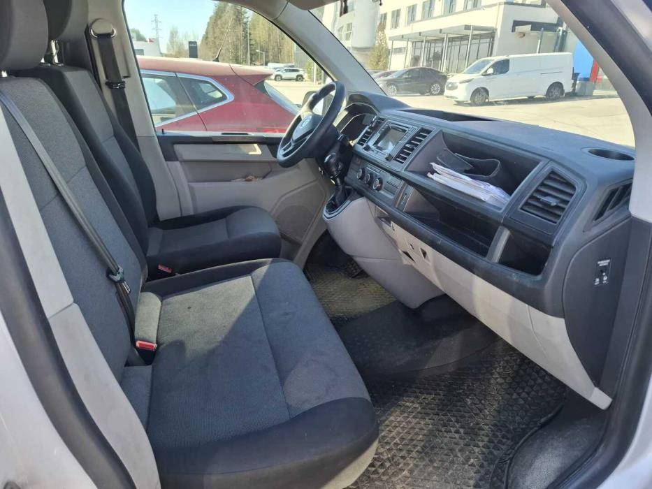 VOLKSWAGEN Transporter 2016