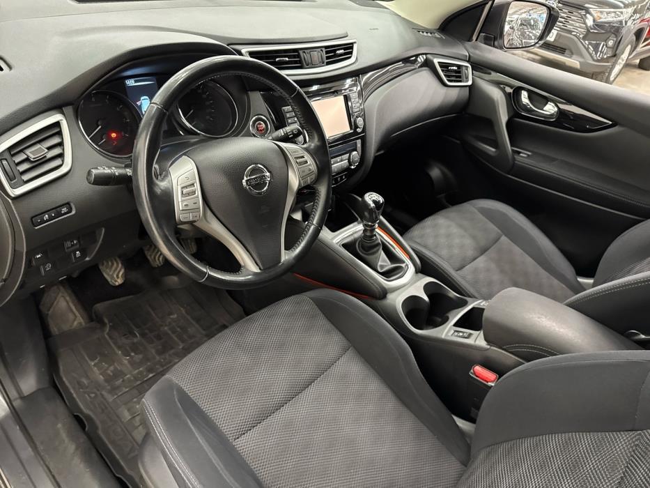 NISSAN Qashqai 2017