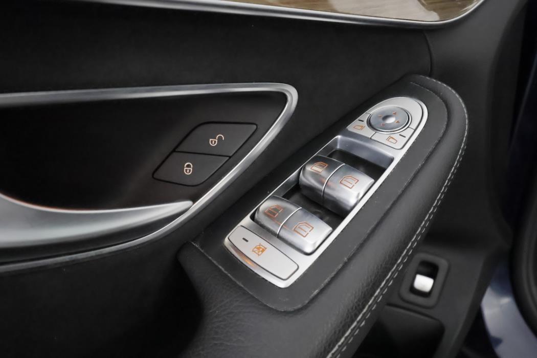 MERCEDES-BENZ C 2018