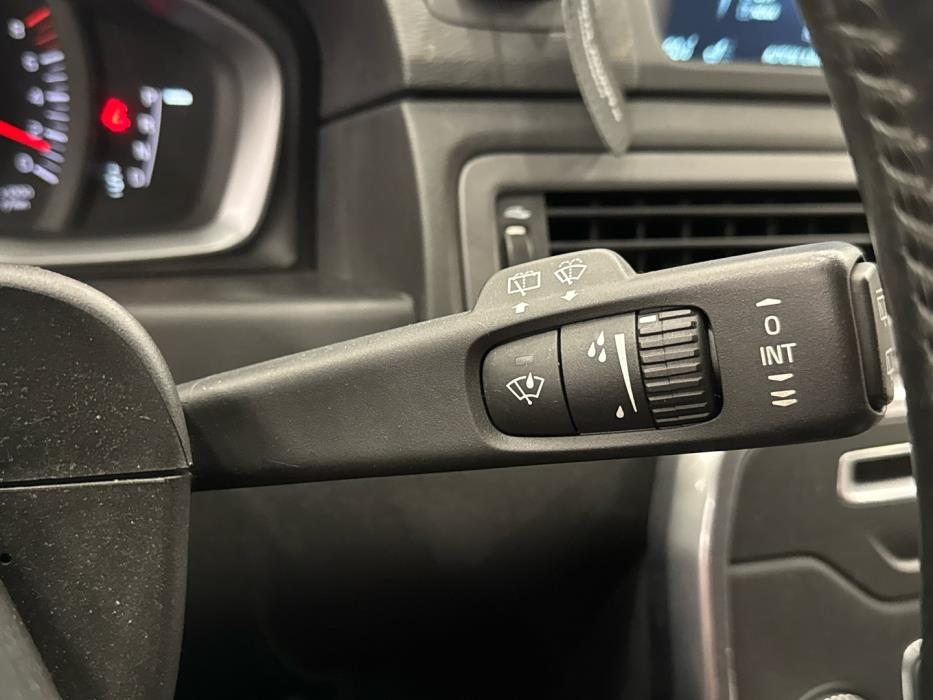 VOLVO V70 2014