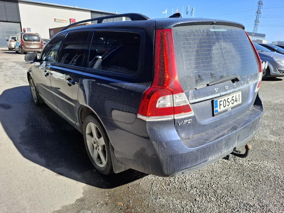 VOLVO V70 2014