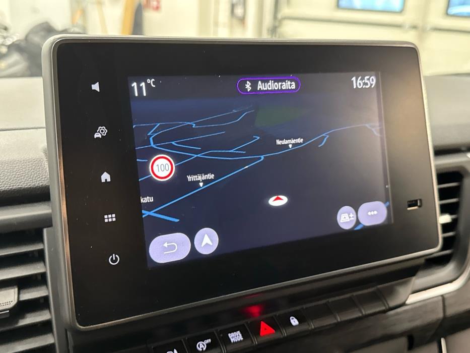 NISSAN Primastar 2022