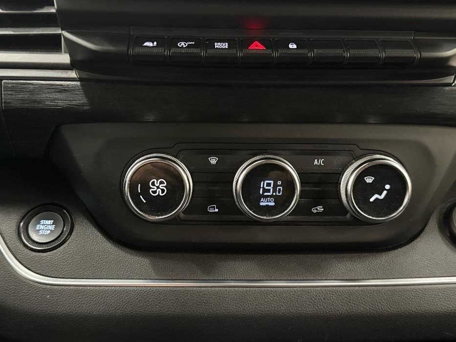 NISSAN Primastar 2022