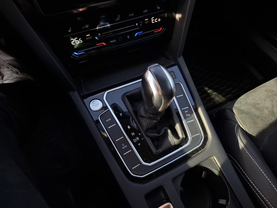 VOLKSWAGEN Passat 2021