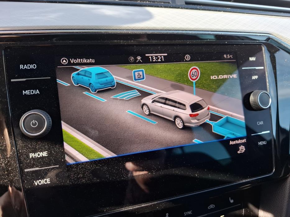 VOLKSWAGEN Passat 2021