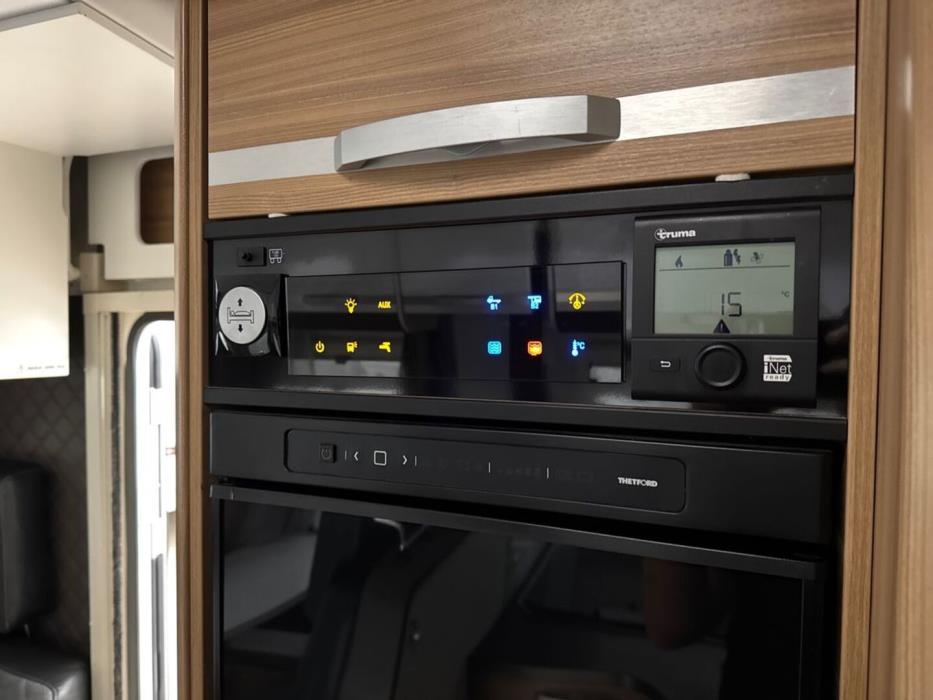 ADRIA Matrix 670 SC J.Edition 2021