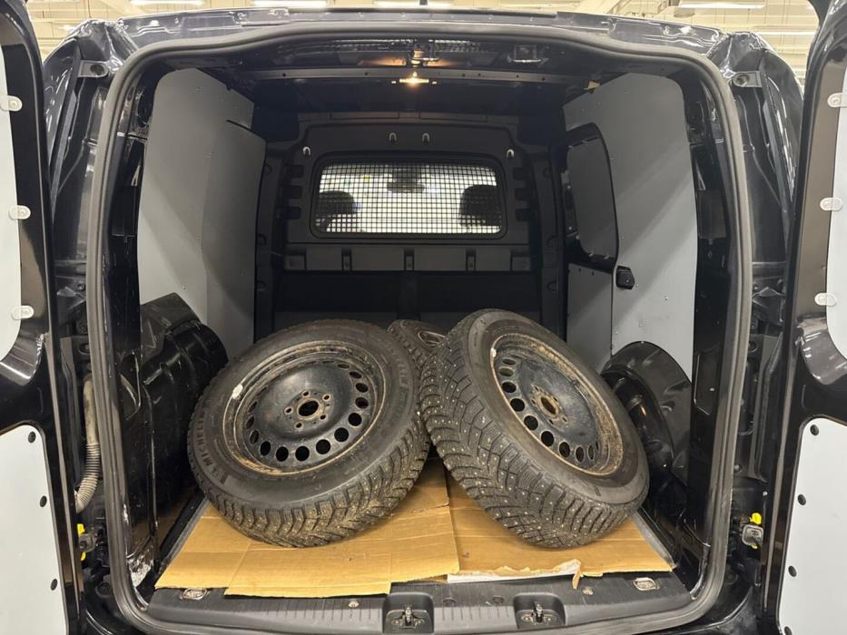 VOLKSWAGEN Caddy 2021