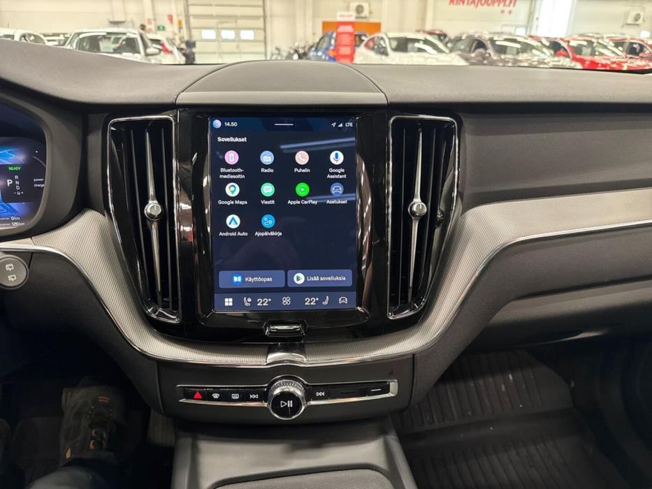 VOLVO XC60 2023