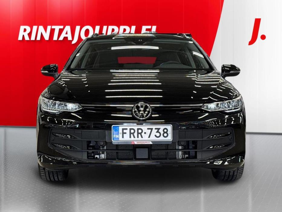 VOLKSWAGEN Golf 2025