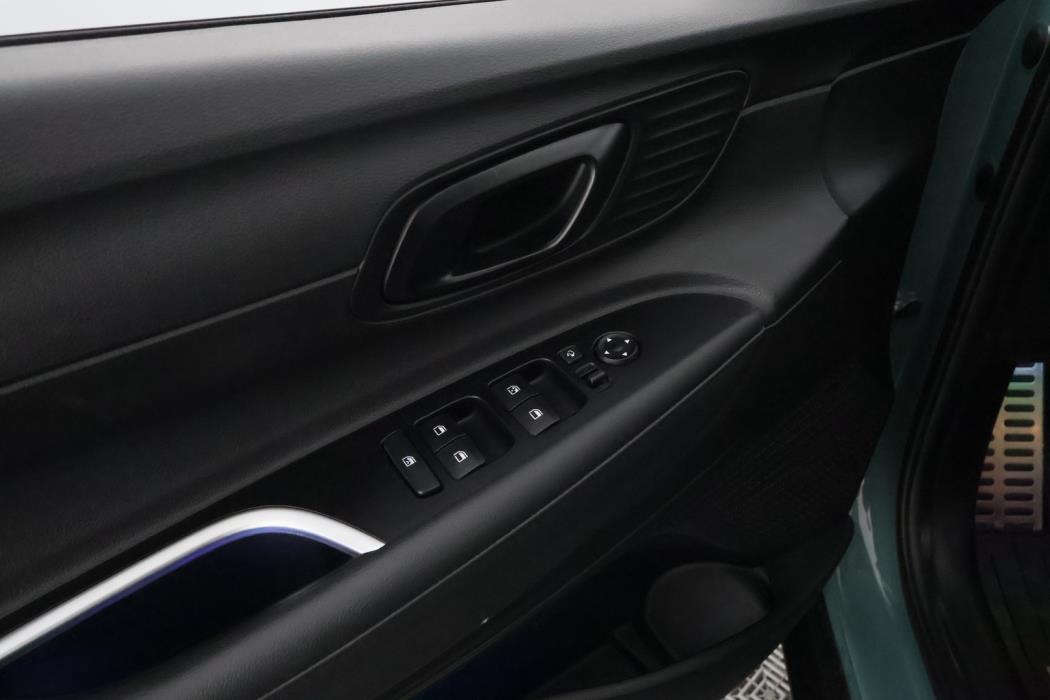 HYUNDAI BAYON Cross 2025