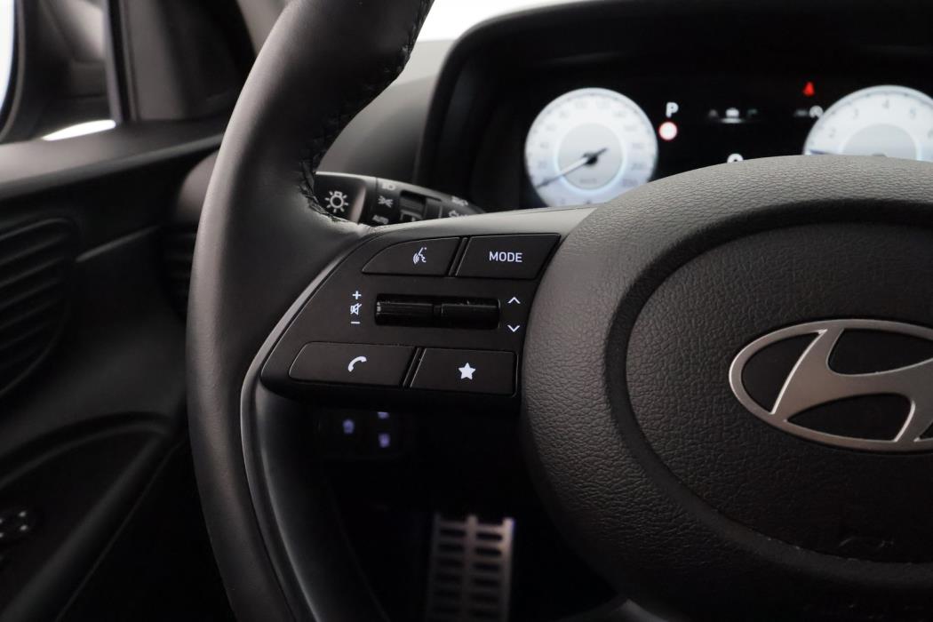 HYUNDAI BAYON Cross 2025