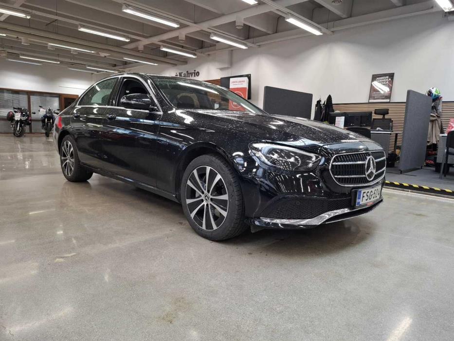 MERCEDES-BENZ E 2021