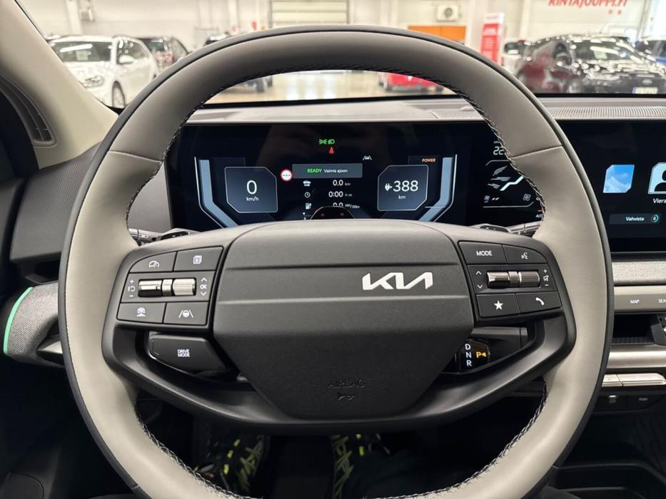 KIA EV4 2026