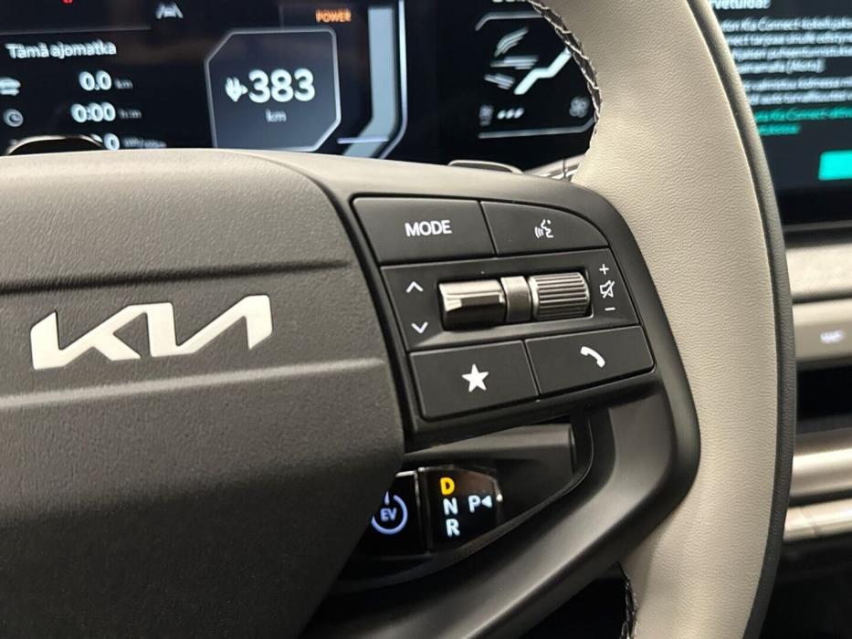 KIA EV4 2026